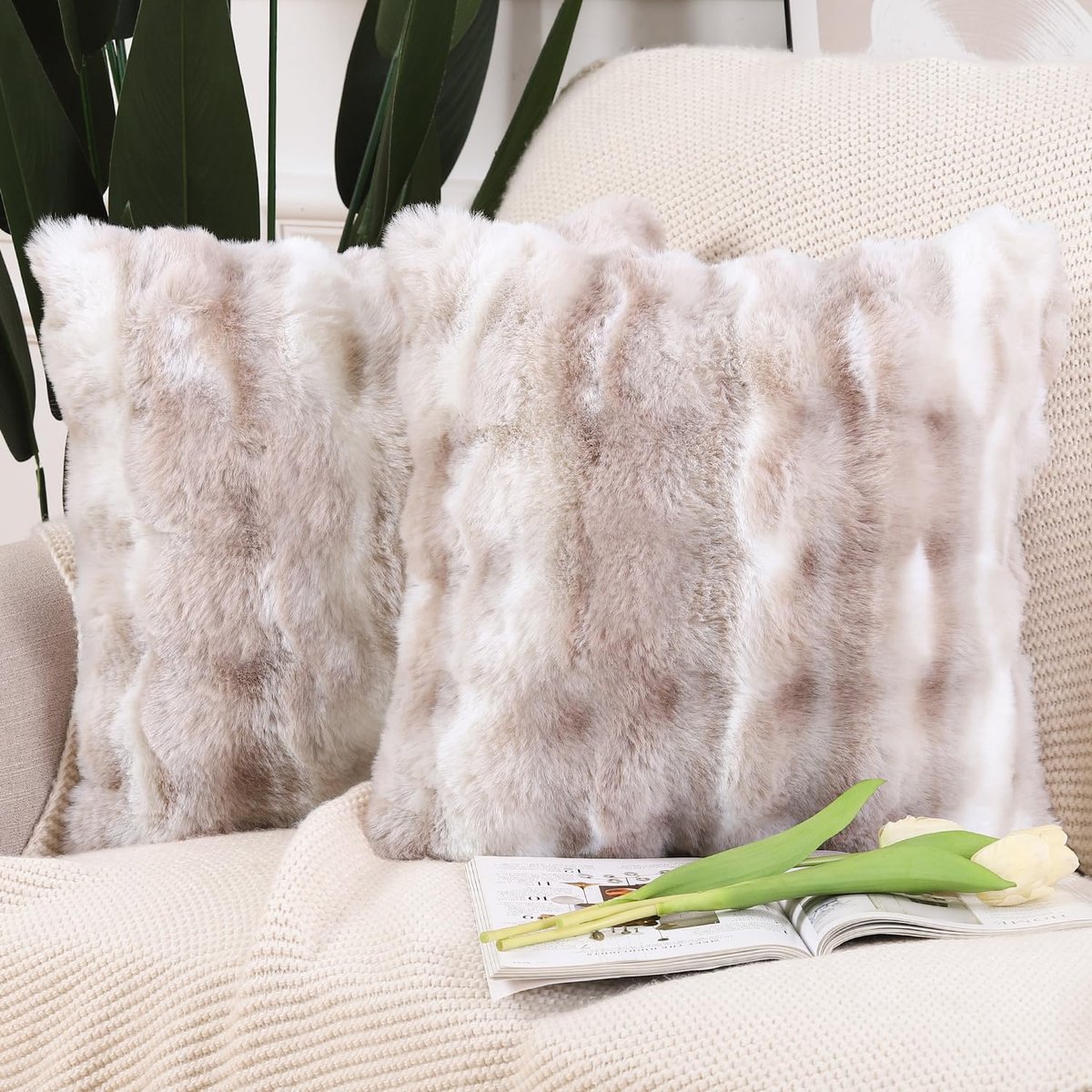 Set van 2 Dikke Pluche Faux Wol decoratieve Zachte kussenslopen decoratieve kussenhoes voor bank slaapkamer kussensloop 50x50 cm Wit Taupe