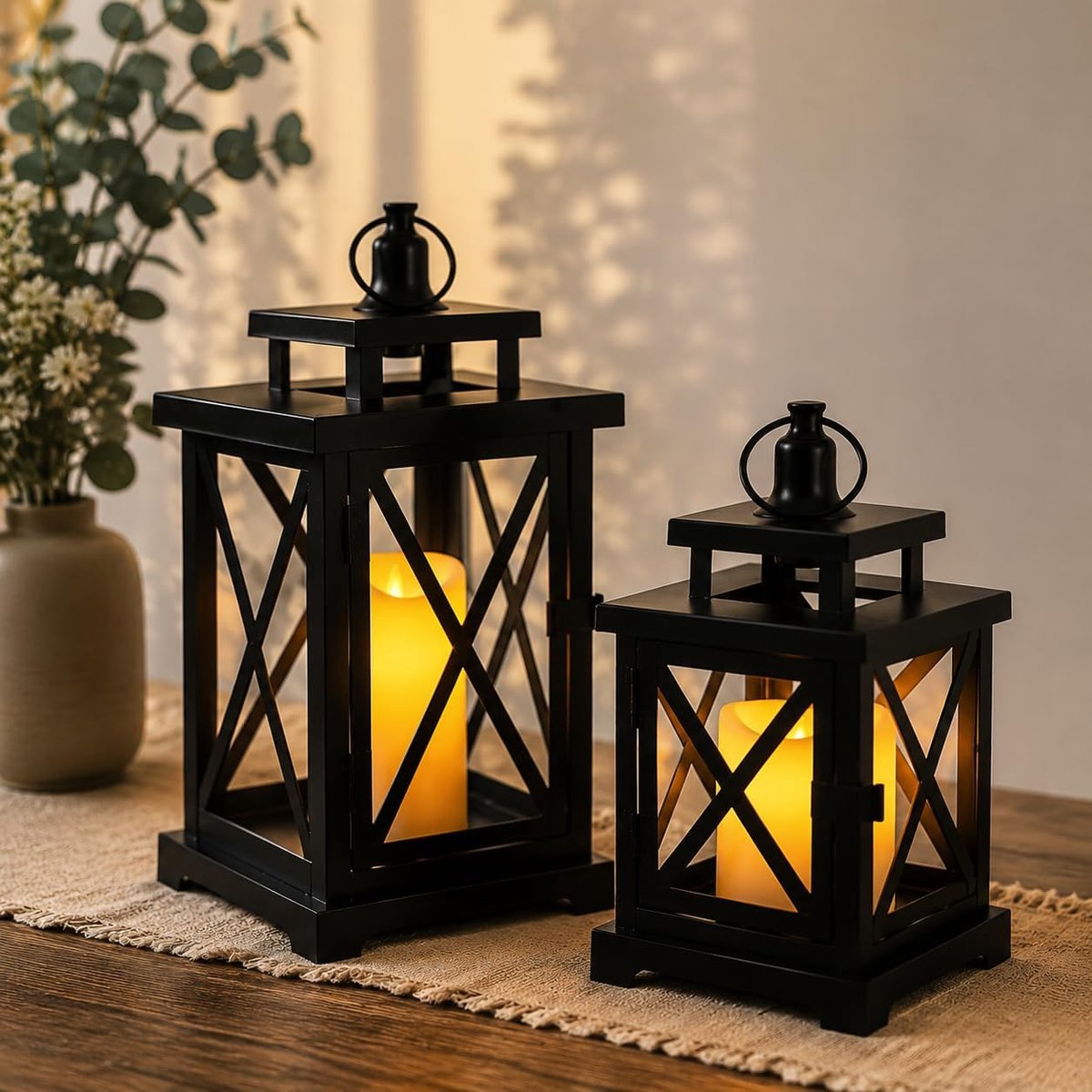 SnelShoppen - Elegante Gouden Metalen Lantaarn Set, 2 Maten, Tempered Glas Lantaarns voor Binnen en Buiten, Perfect voor Feesten en Tuin Decoratie
