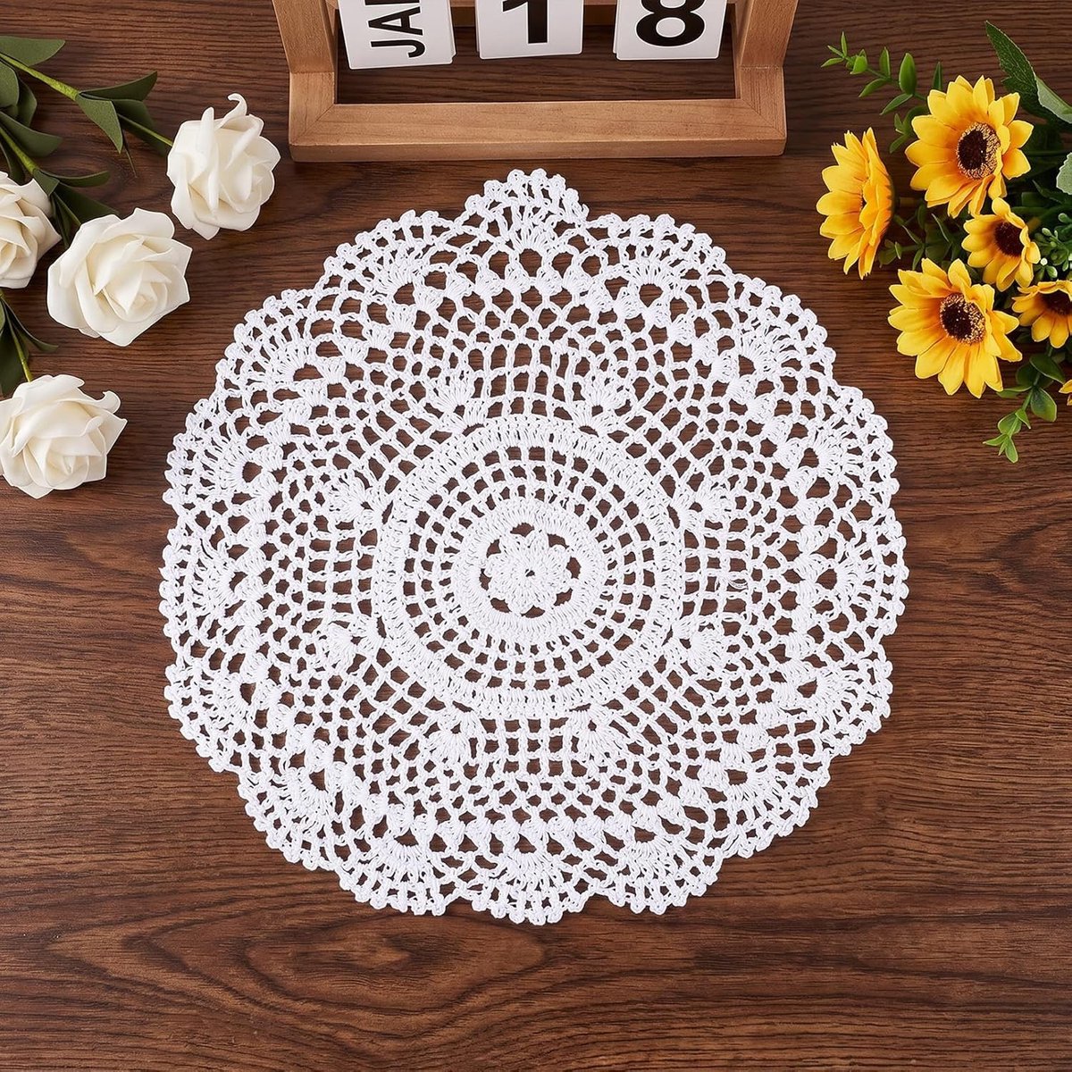 Gehaakte Ronde Kantdoilies 30 cm - Witte Vintage Placemats voor Bruiloften en Verjaardagen, Handgemaakt Ambachtelijk Tafeldecoratie