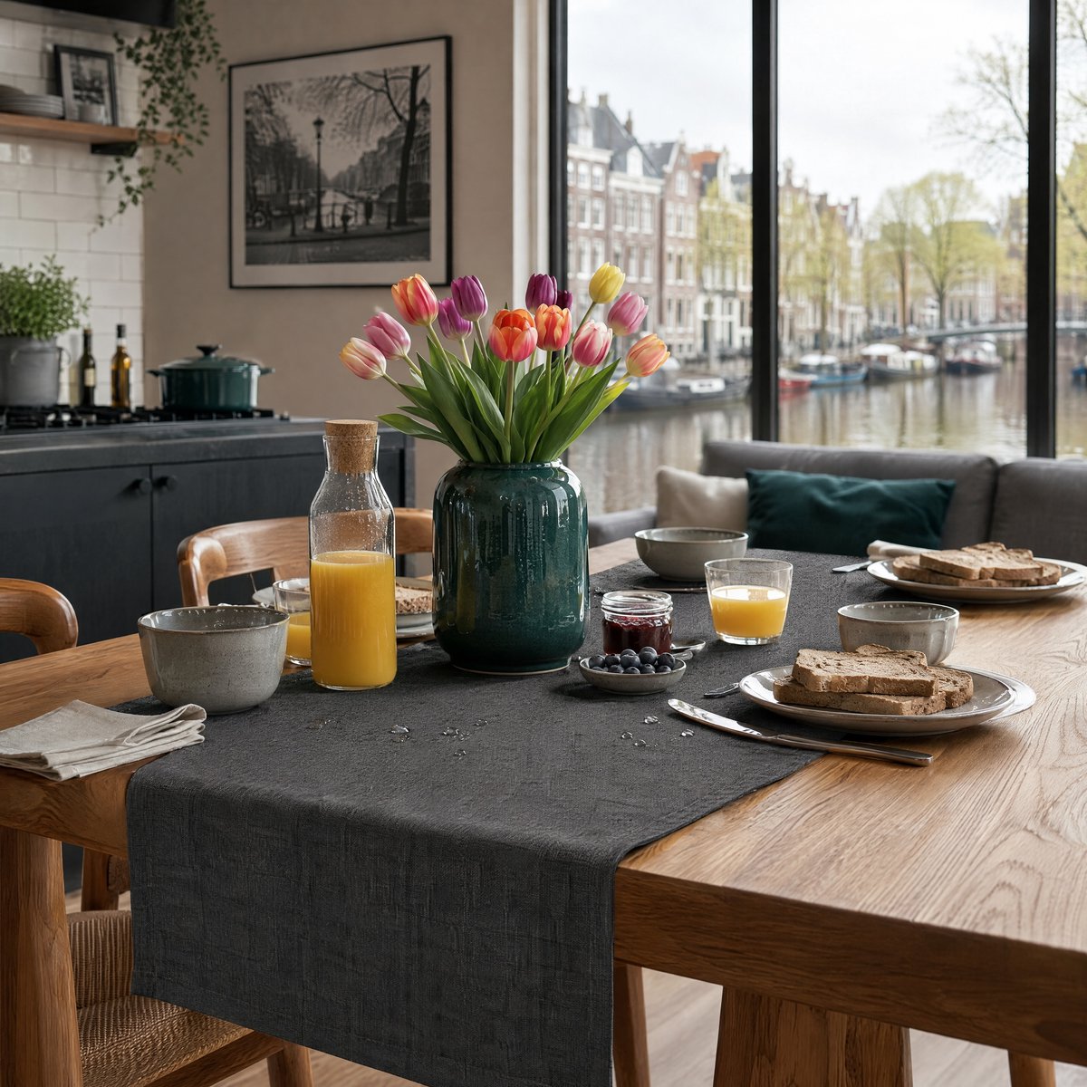 Tafelloper 30x120 cm donkergrijs met linnenlook, waterafstotend en wasbaar