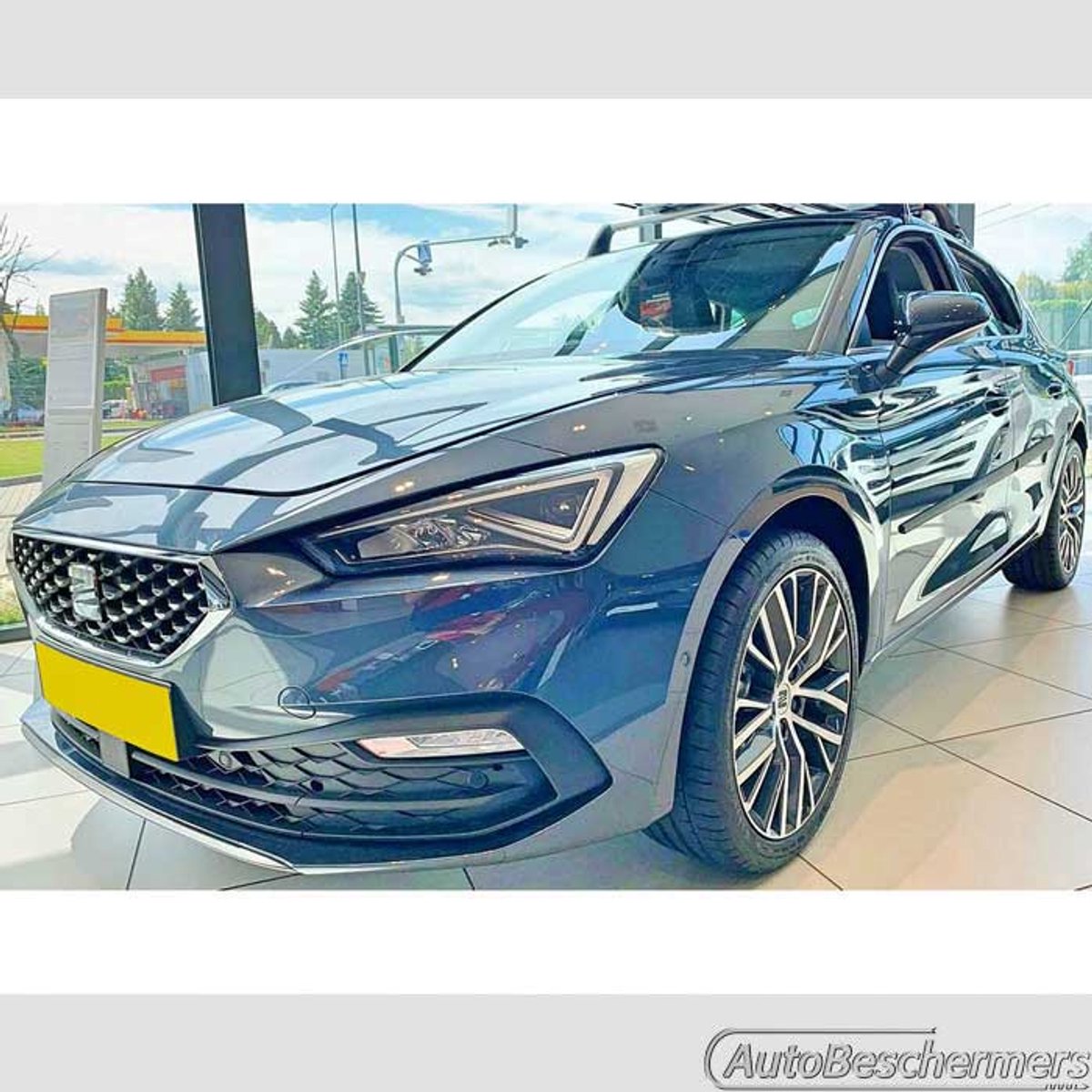 Stootlijsten set zwart voor Seat Leon Hatchback 04.2020-. De stootstrips zijn zelfklevend. Set a 4 stuks (#0014)