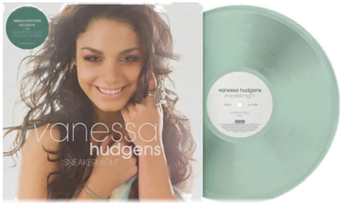 Vanessa Hudgens - Sneakernight (UO)