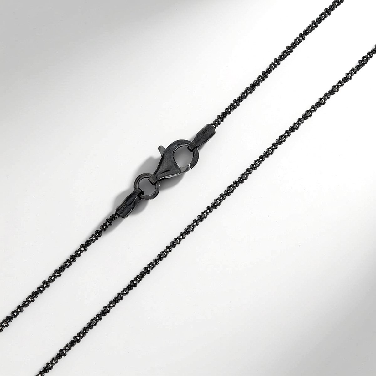 Cavill - 925 Sterling Zilveren Ketting - 90 cm Lange Criss-Cross Antracietkleurige Ketting - Modern Elegant Design - Karabijnsluiting - Sieraden Dames