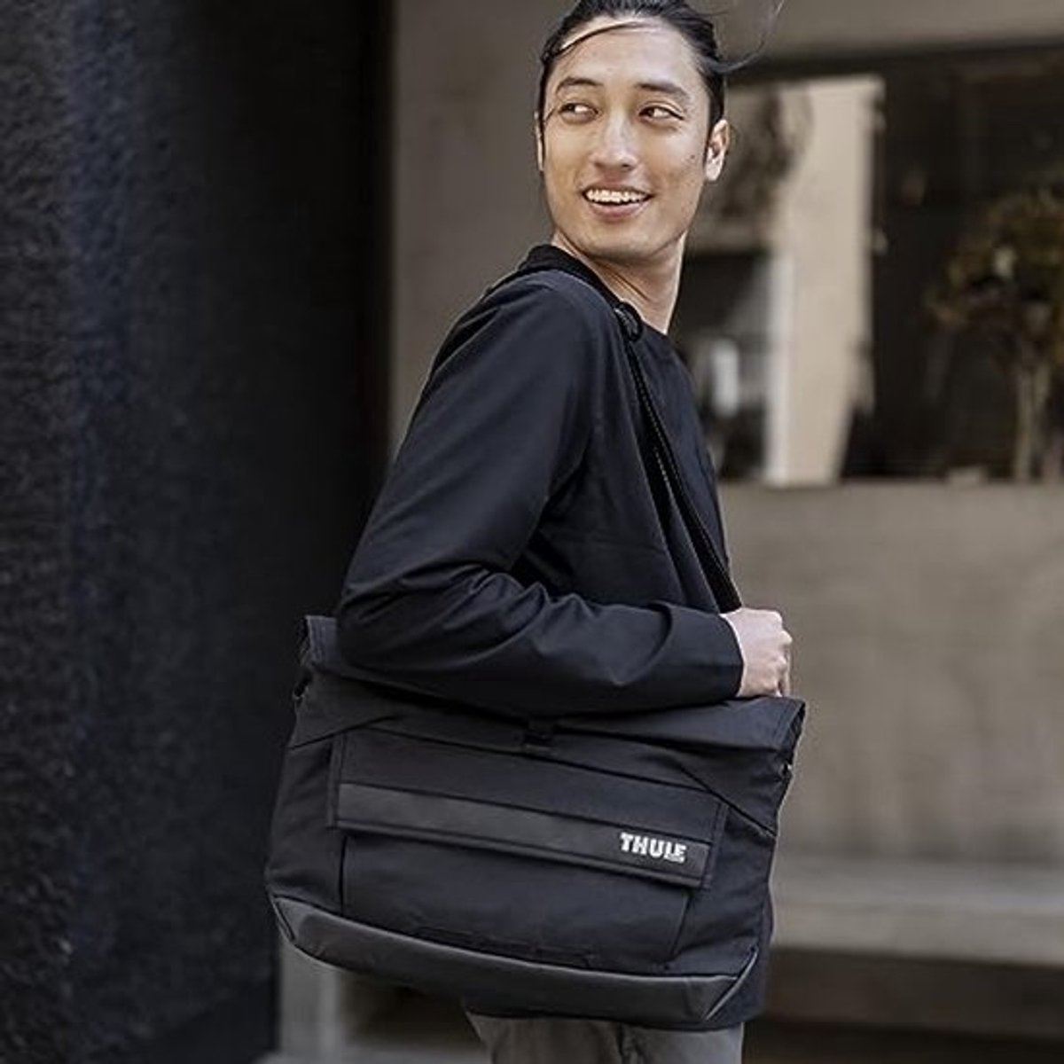 Crossbody schoudertas 15" voor laptop - moderne en veelzijdige tas