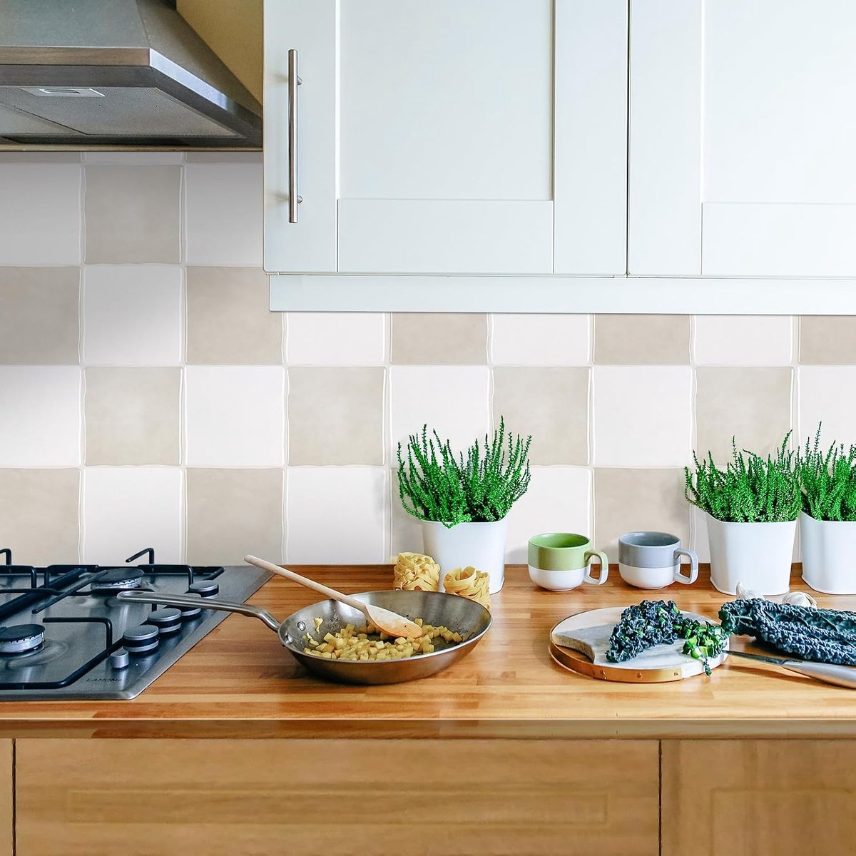 10 vellen 22,9 cm beige wit schaakbord mozaïek 3D vinyl wandtegelstickers, afpellen en opplakken, zelfklevend, waterdicht, spatbescherming, stickers voor keuken, badkamer