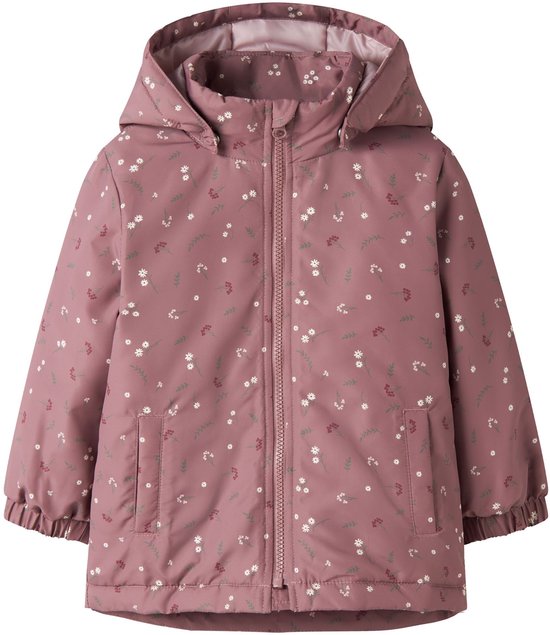 Roze jas met bloemenprint, capuchon en ritssluiting.