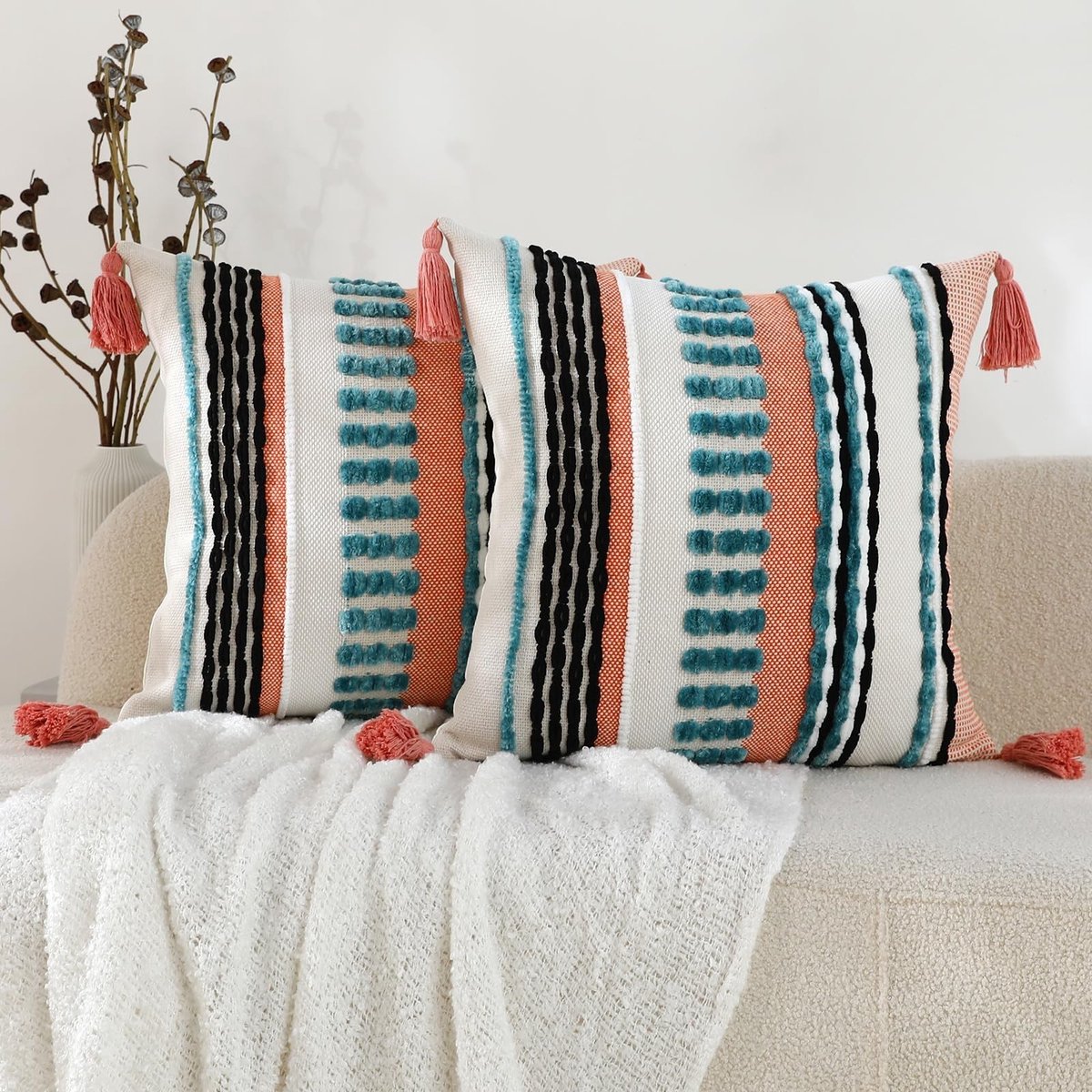 Omgoods - Boho Kussenhoezen Set van 2 - Geometrisch met Kwastjes