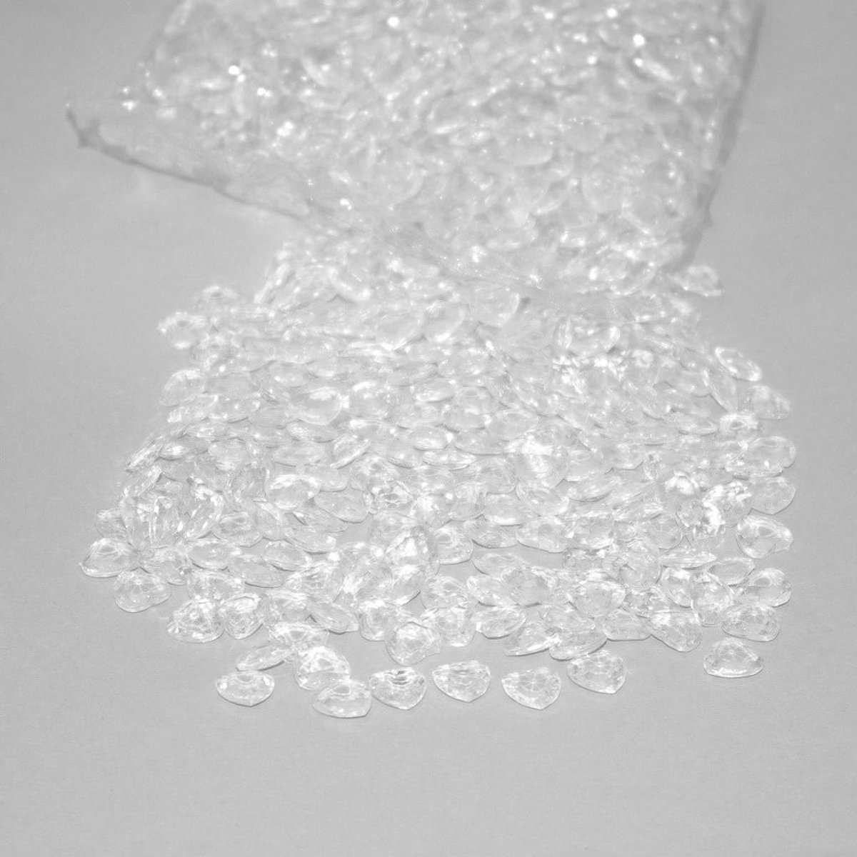Omgoods - Sizoflor Tafelkleed - 25m Rol met 100 Decoratieve Hartjes (Lavendel)