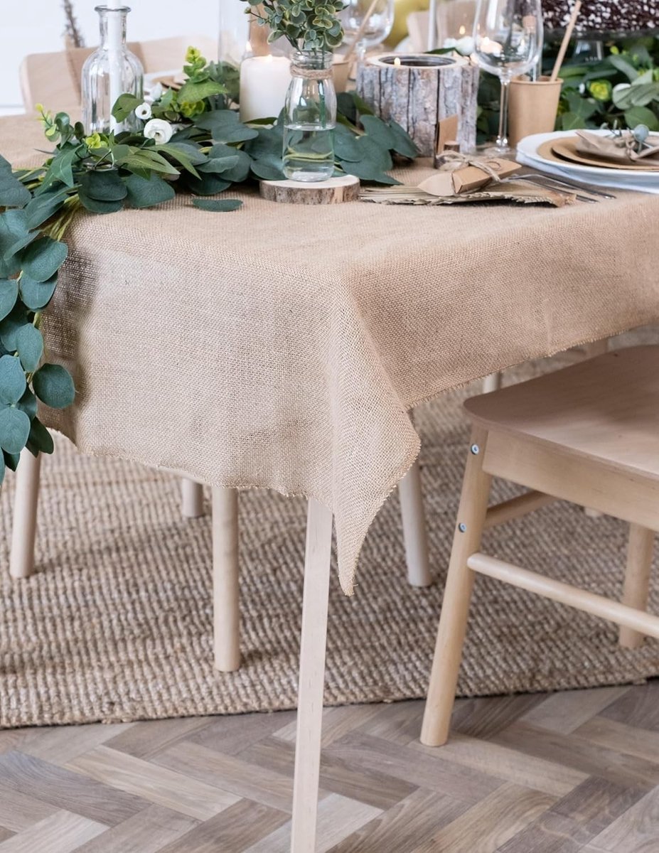 Tafelkleed - Natuurlijk - 240 x 120 cm - Jute - Voor Feestelijke Tafeldecoratie