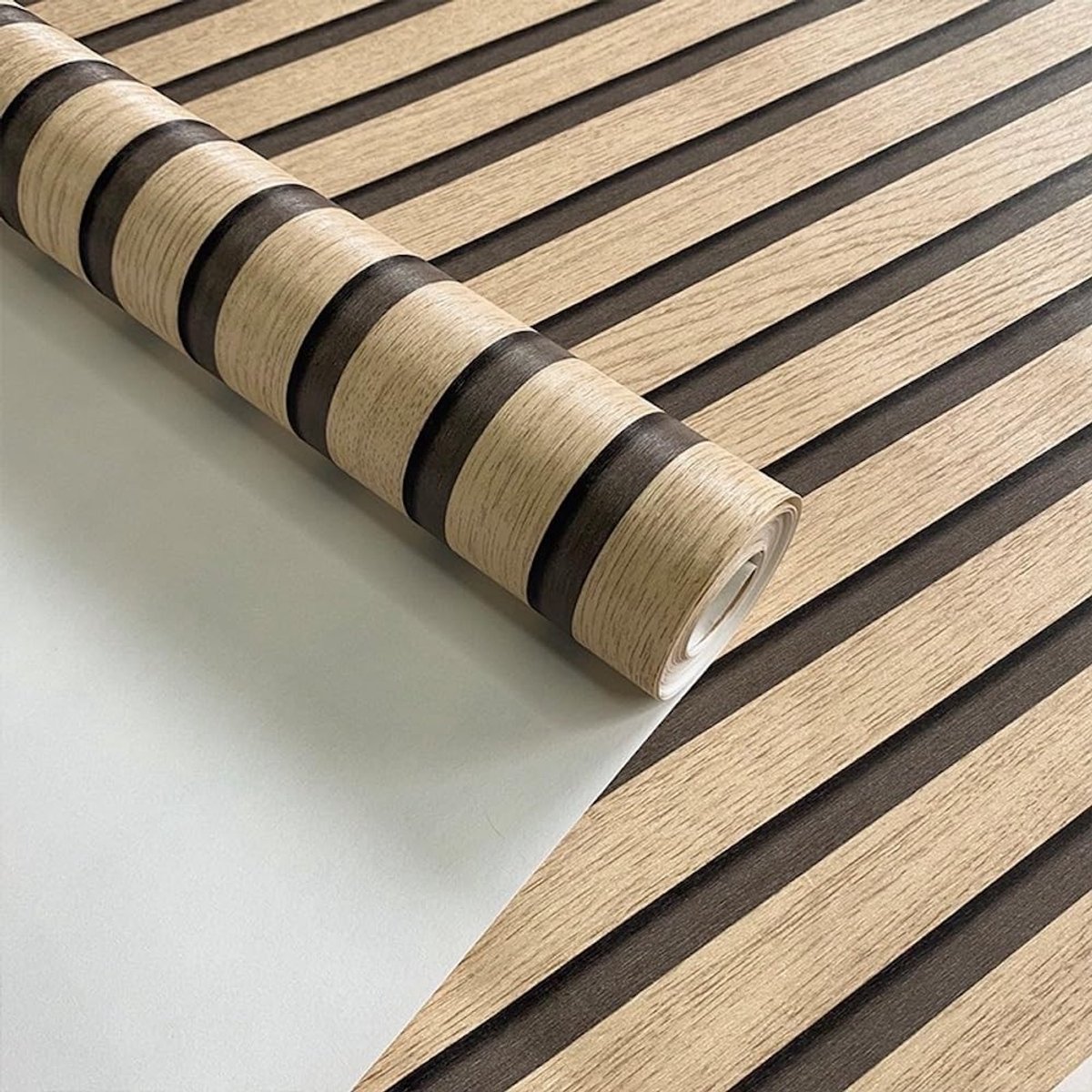 Dailygoods- Vliesbehang houtlook 3D - wandpaneel design - moderne lamellenwand - natuurlijke look - houten wandeffect - 0,53 x 10,05 m - Wanddecoratie