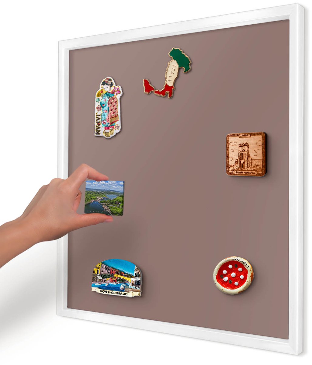 Artprintcave Rood Magneetbord mit Witte Lijst - 50x50 cm - Pastelbruin Magnetisch Bord - Minimalist Bord Voor Magneten - Achtergronden En Patronen