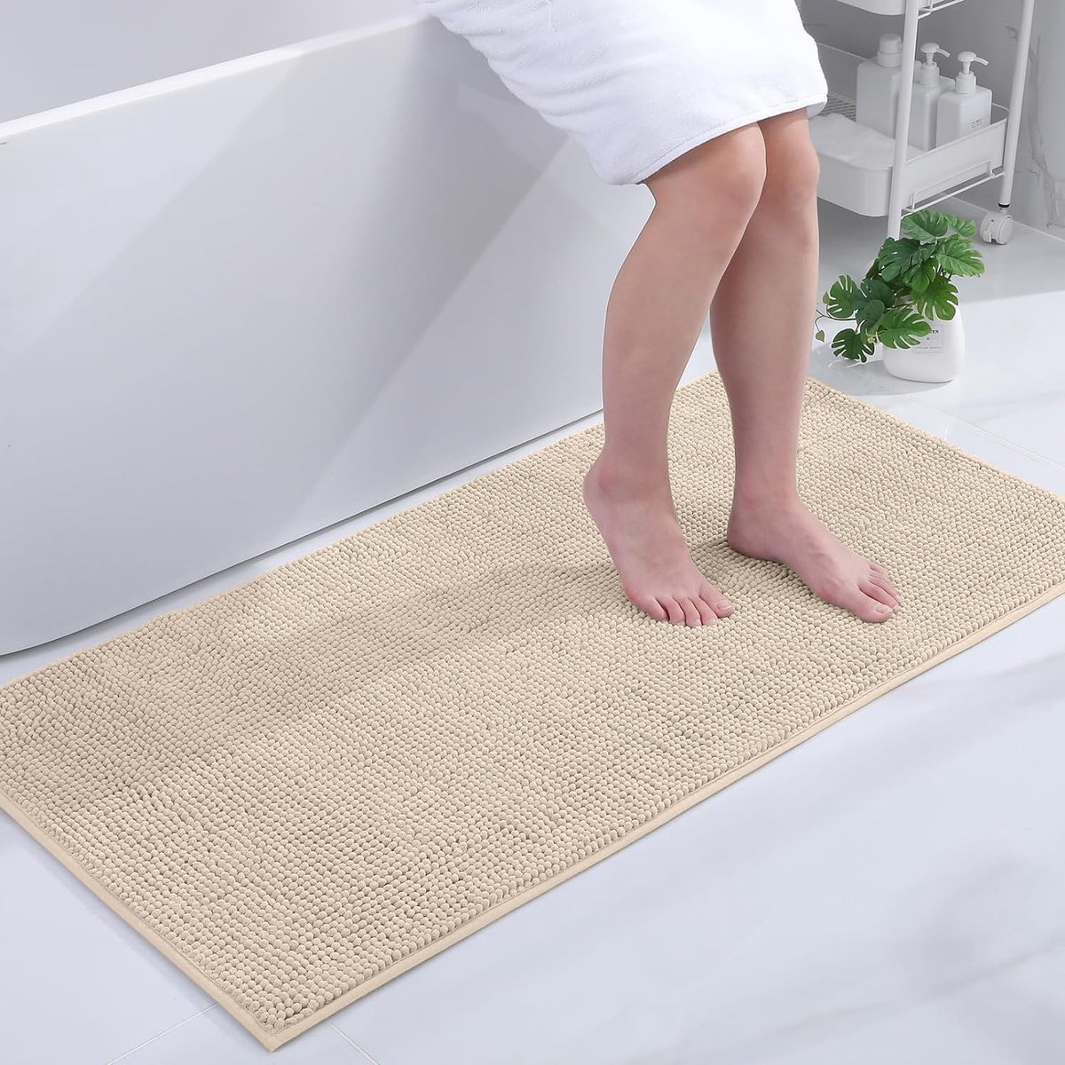 Omgoods - Beige Chenille Badmat 60x120 cm, Antislip en Wasbaar