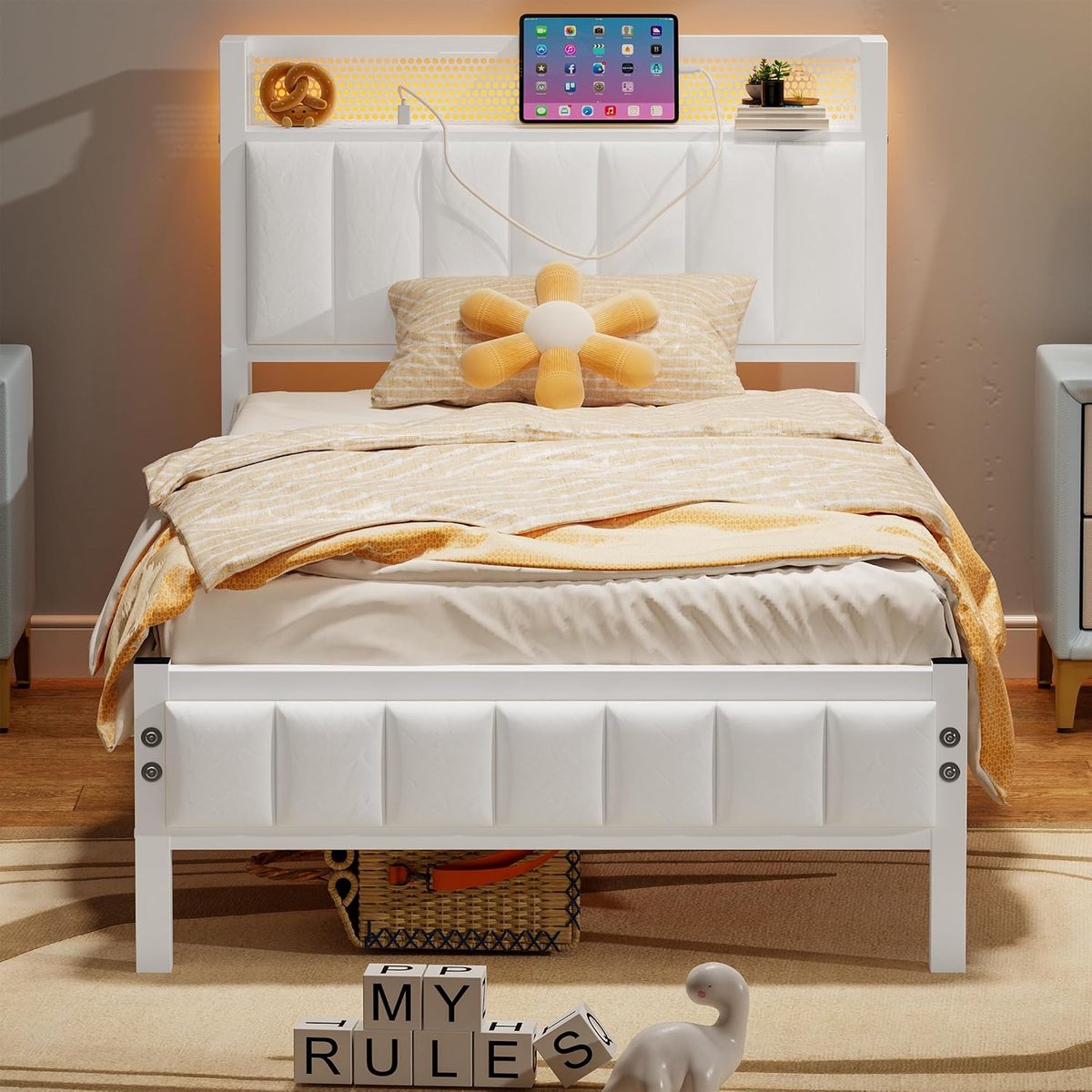 Bedframe met LED, oplaadstation, eenpersoonsbed, logeerbed, metalen bed, gestoffeerd bedframe, 90 x 200 cm, bedframe van metaal, jeugdbed met lattenbodem, hoofdeinde in wit