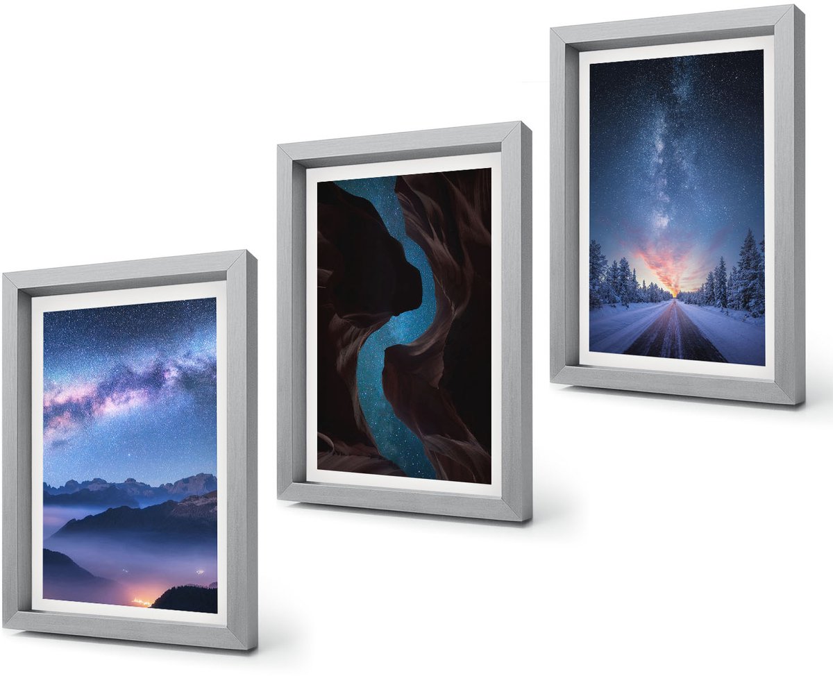 Coloray 4-Delige Schilderij Set - Nachtelijke hemel, bergen, kloof en winterlandschap - 20 x 30 cm - Decoratieve Schilderijen - Woonkamer - Interieur - Woonkamer Decoratie Zilveren lijst