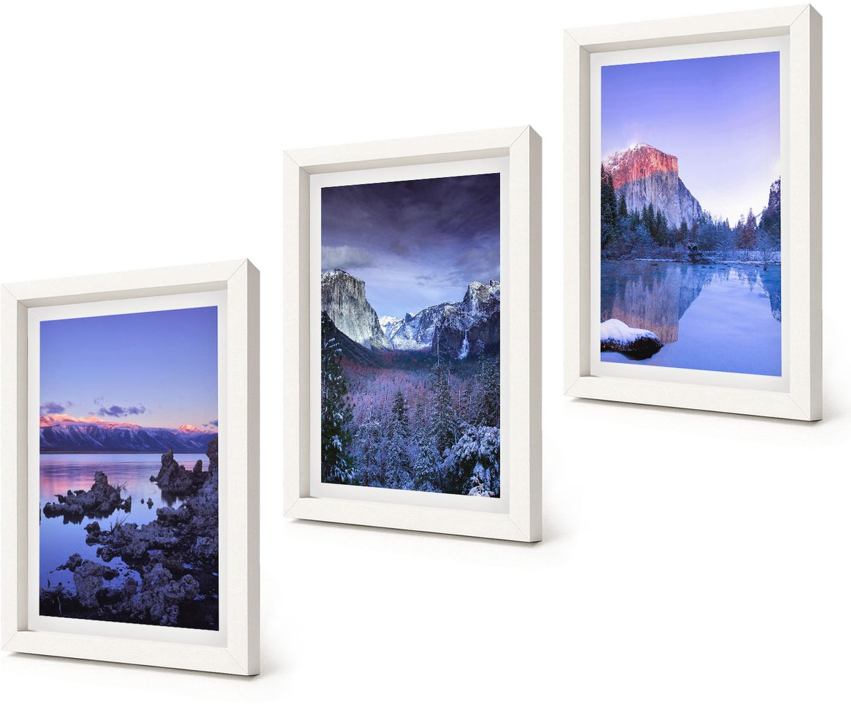 Coloray 3-Delige Schilderij Set - Berglandschappen bij schemering, uitzicht op het water - 20x30 - Wanddecoratie - Schilderijen Set - Kantoor - Moderne Wanddecoratie