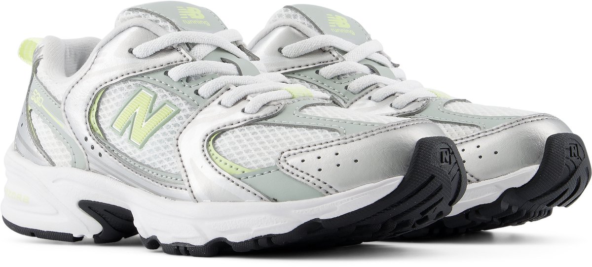 New Balance 530 Unisex Sneakers - SILVER METALLIC