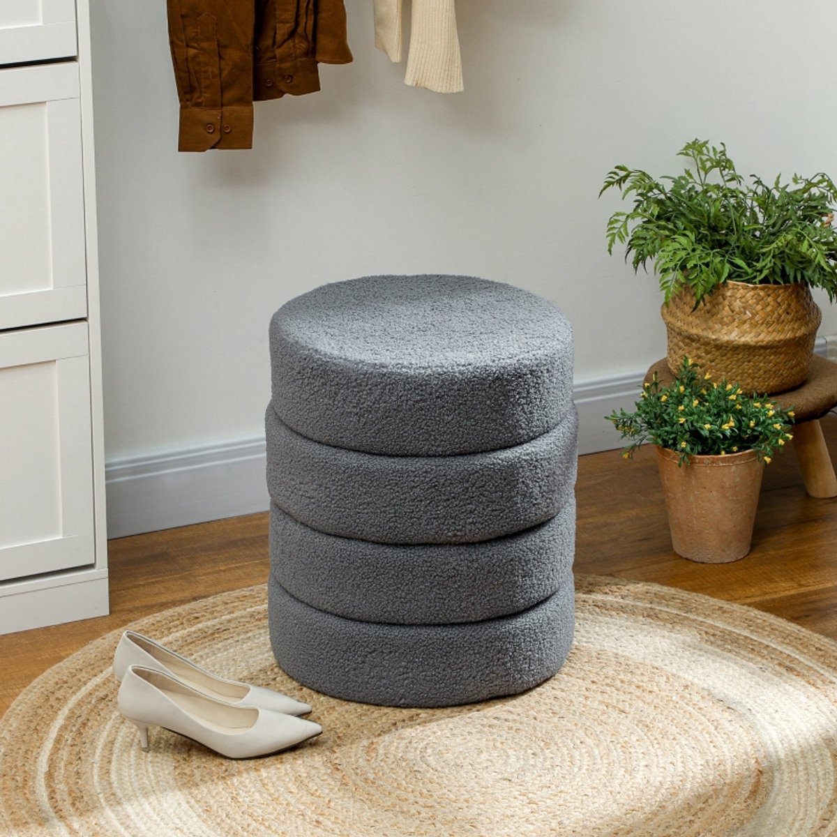 HAUSS SPOLE Poef - Ronde Hocker - Zachte Teddyfleece Bekleding - Als Zitkruk Of Voetenbank Voor Woonkamer En Slaapkamer - Donkergrijs
