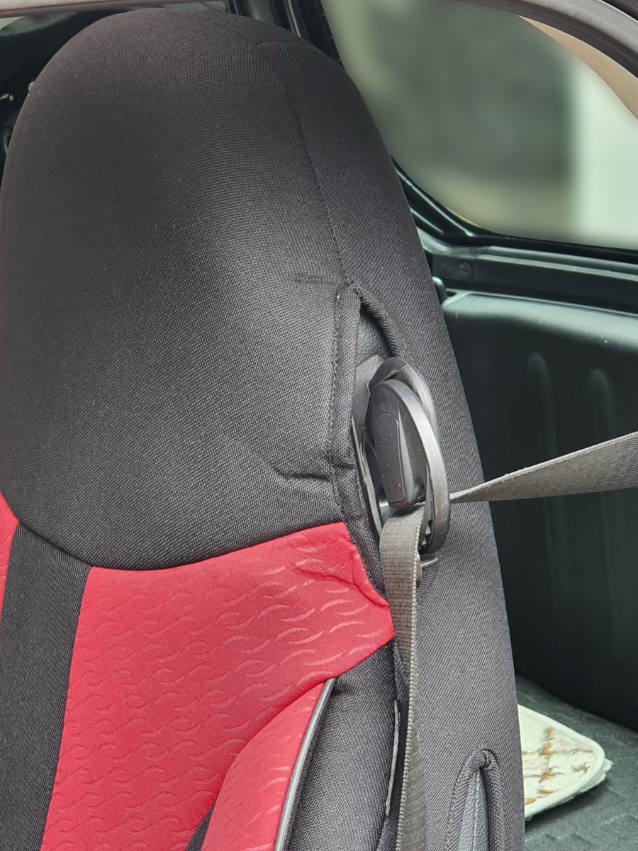 Autostoelhoezen voor Smart fortwo BJ 1998-07 – Stoelhoezen voor bestuurder en passagier in Zwart/Wijnrood