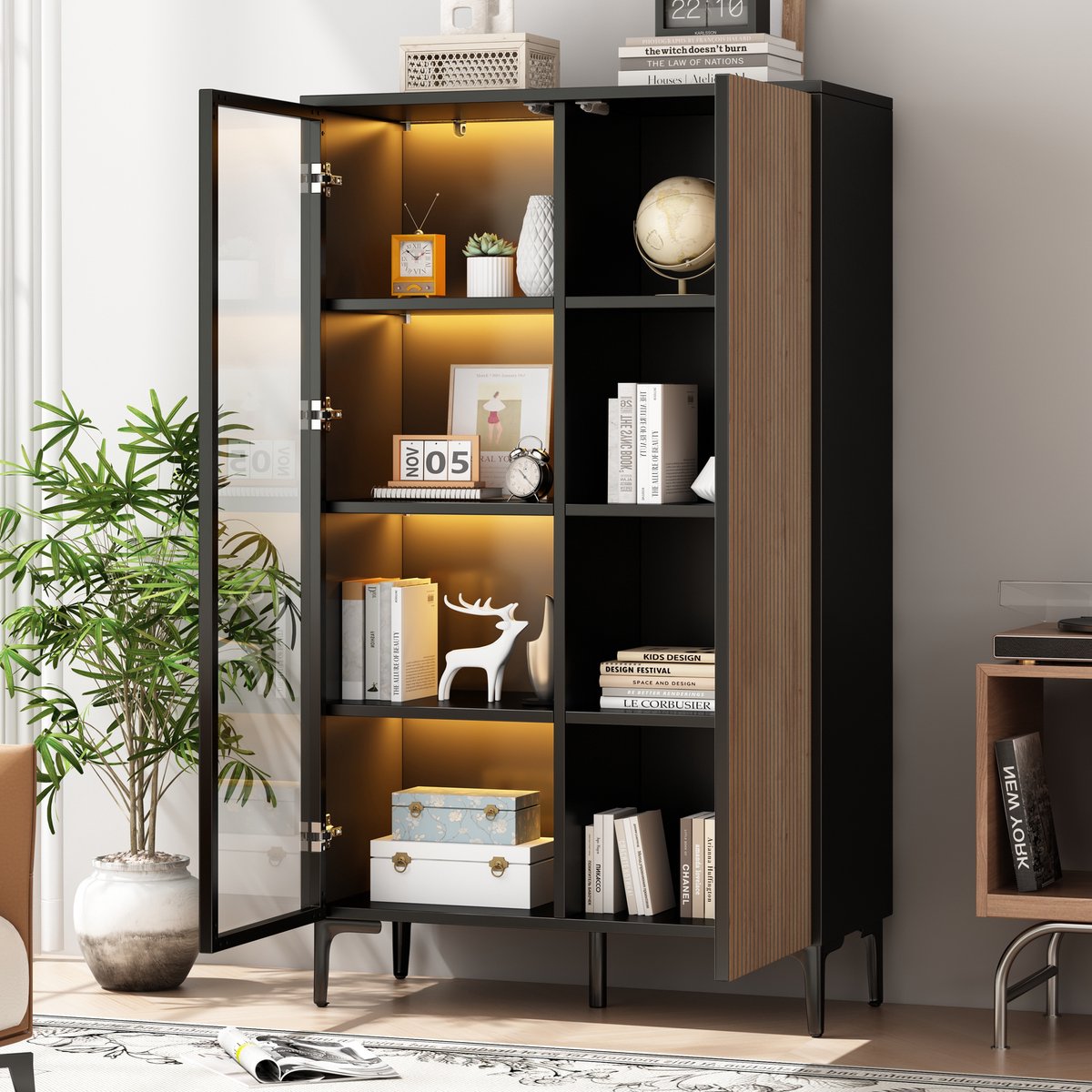 MIVRAY Vitrinekast - Modern Vintage Met Led En Glasdeur - Voor Woonkamer En Hal - Mdf - Zwart En Natuurlijk - 90x40x135 Cm