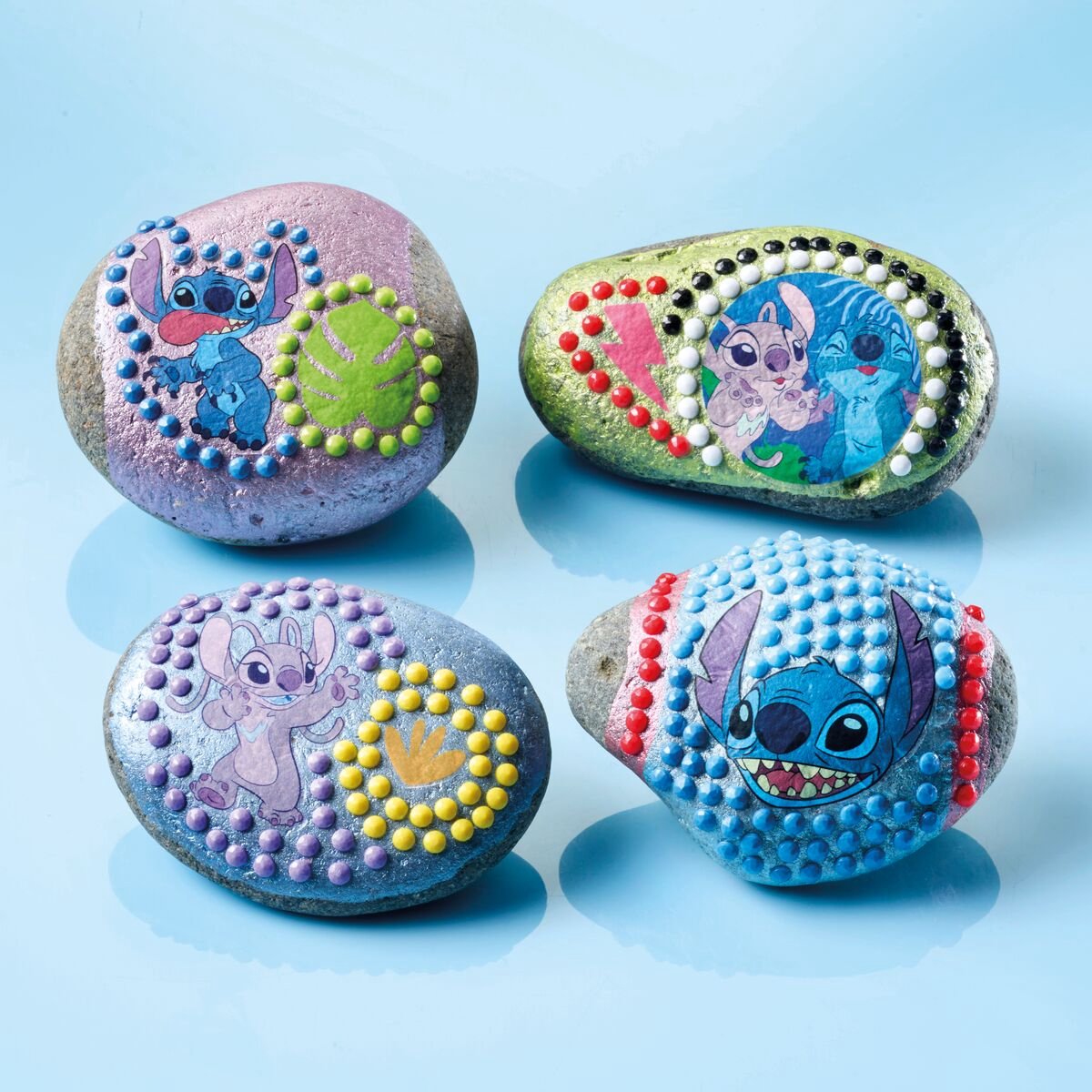 Disney Stitch 2-in-1 Knutselkoffer - Sieraden maken met krimpfolie - 4 stenen versieren - 8 kleuren steentjes - Speelgoed Kinderen - Knutselen - Voor meisjes en jongens - Vanaf 4 jaar - Totum — afbeelding 10