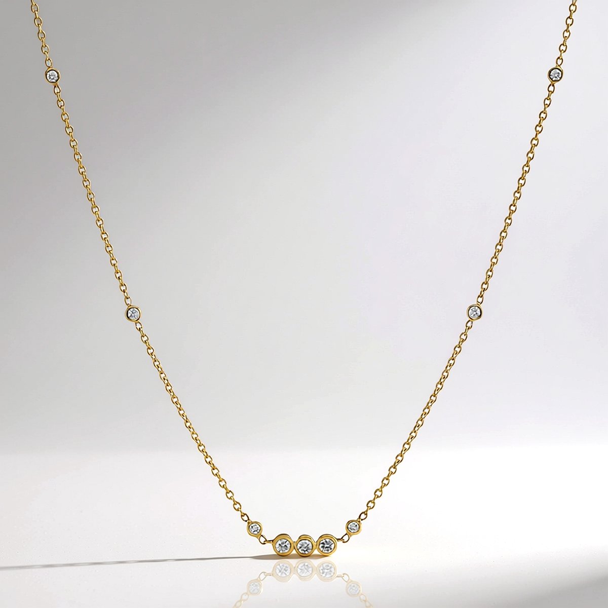 Cavill - 9 Karaats Geelgouden Halsketting - 0,165 ct IF (G) Ronde Briljant Diamanten uit Afrika - Luxe Elegante Ketting 45,5 cm