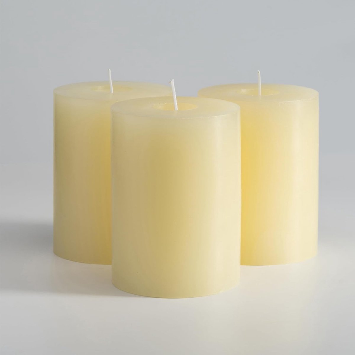Pilarenkaarsen set van 3 - grote maat 7,5 x 10 cm - ongeparfumeerd - lange brandduur van 50+ uur - ShopVlot