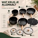 Complete Organess pannenset met 5 pannen, 3 deksels en 4 panbeschermers. Allemaal met houten handvatten.
