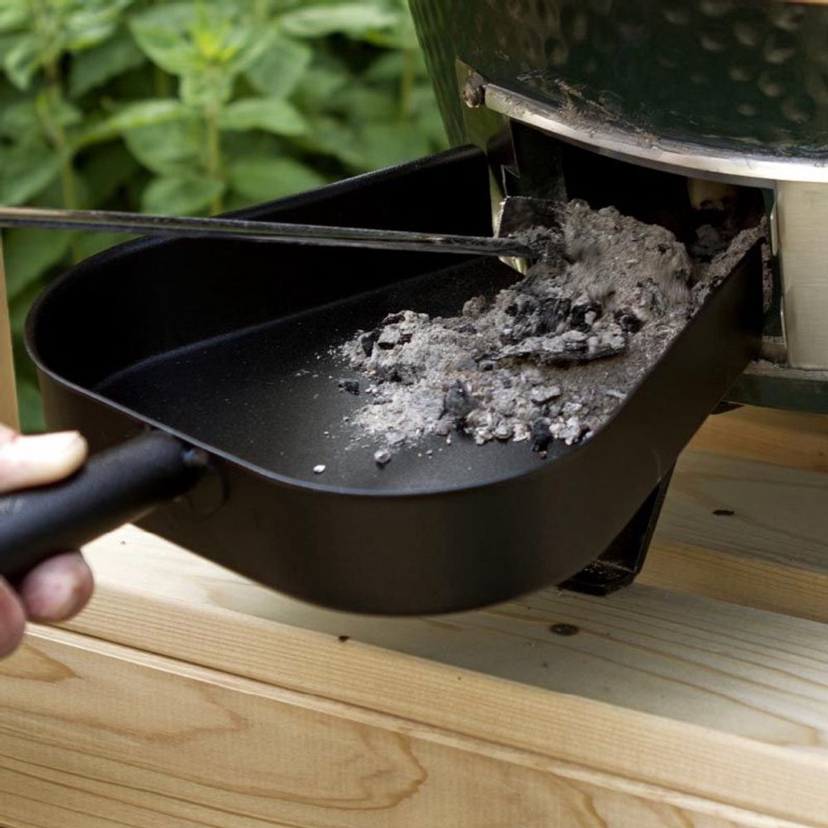 Big Green Egg Ash Scoop