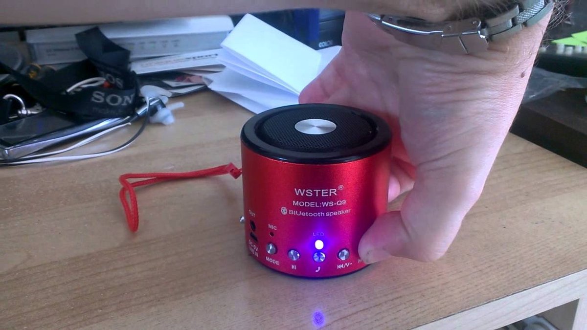 SnelShoppen - Mini Bluetooth Luidspreker WS-Q9 Draagbare Audio Radio MP3 Speler - Ideaal voor Feest, Camping, Tuin, Keuken - Compact en Krachtig