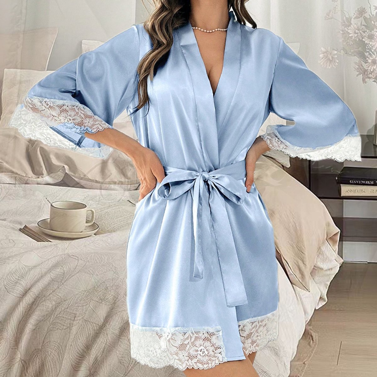 Dames satijnen badjas - Halflange mouwen met kanten afwerking - Badjas met strik aan de voorkant - Ochtendbadjas - Comfortabele huisbadjas - Maat L - Blauw
