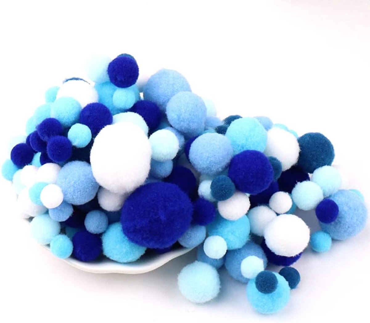 135 kleurrijke pompons om te knutselen, 10-30 mm mini-pompons ballen, kleine pompons ballen, pluizige kleurrijke pompons, pompons, pluche ballen, knutselaccessoires voor naaien, decoratie, doe-het-zelf, handwerk, donkerblauw