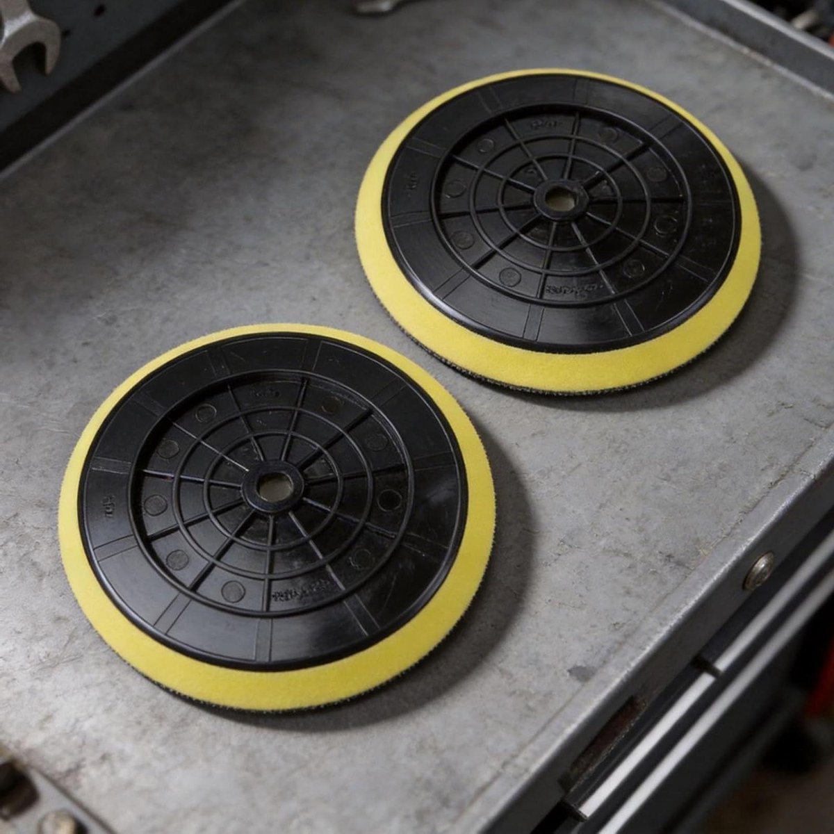 Polijstschijven Set - Schuim Pads - Auto Polijsten - Duurzame Constructie - 150 mm Diameter - Geel Zwart