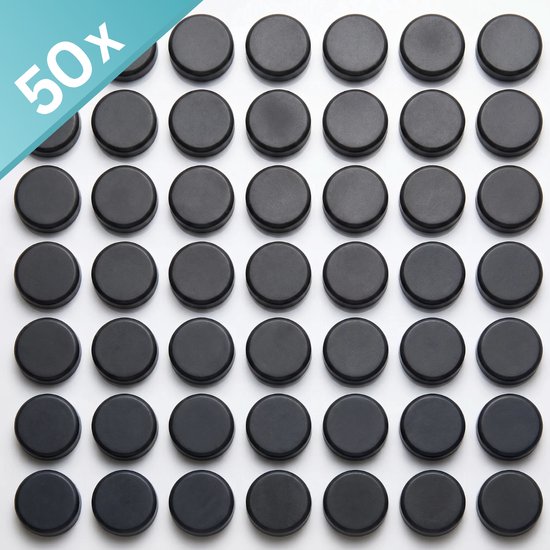 Cinquante aimants ronds noirs disposés en rangées sur fond blanc. '50x' est visible.
