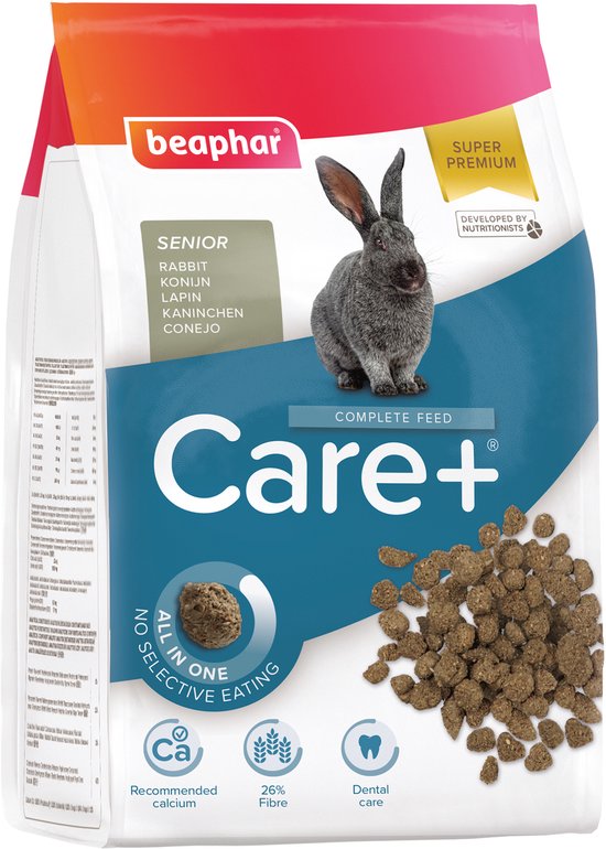 Beaphar Care+ Senior konijnenvoer zak met een grijze konijn afbeelding en brokjes.