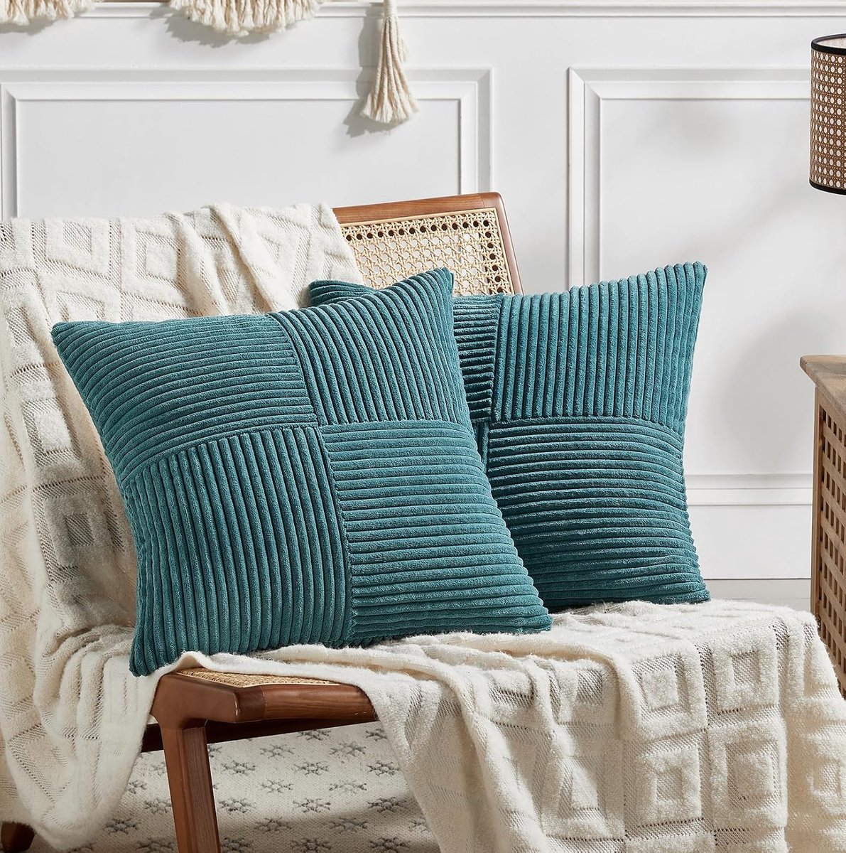 SnelShoppen - Set van 2 Kussenhoezen Boho Corduroy 45x45 cm Turquoise Zacht Decoratief Met Klassiek Kruispatroon en Onzichtbare Rits Voor Sofa en Bed