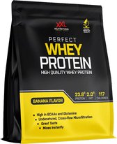 XXL Nutrition Perfect Whey Protein Banaan smaak verpakking met "BANANA FLAVOR" en voedingswaarden.