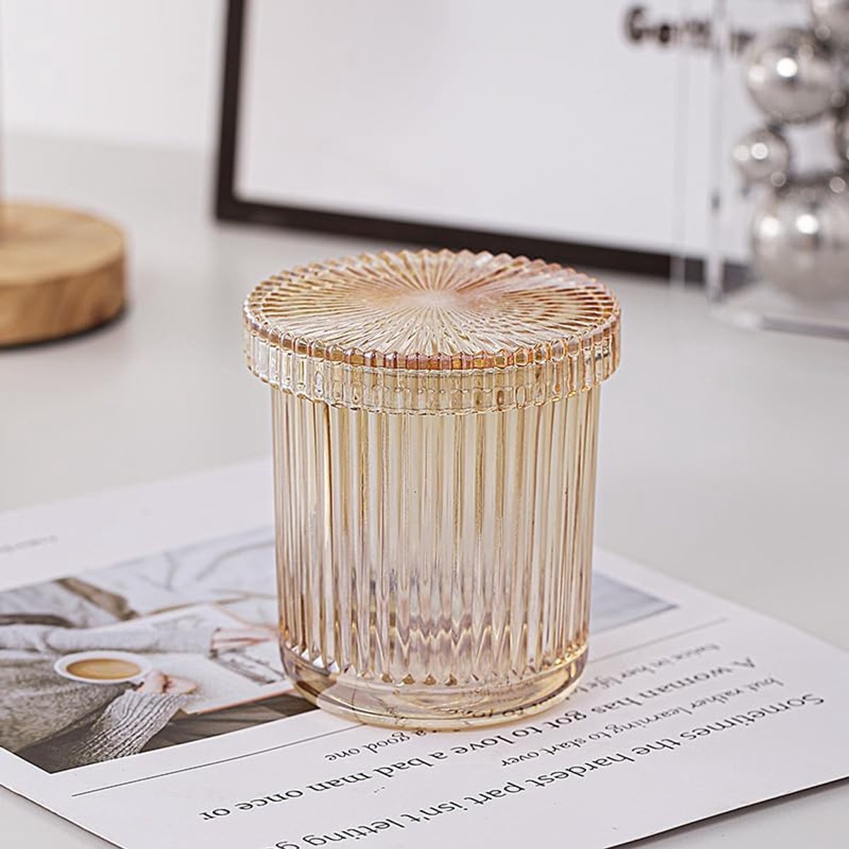 Q-tips Set van 2 glazen containers voor wattenstaafjes en wattenstaafjes, flossendispenser, geribbelde baddozen van - ShopVlot