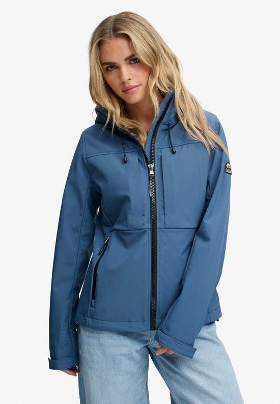 Veste bleue Superdry pour femme avec capuche, fermetures éclair, logo sur la manche et logo au dos.