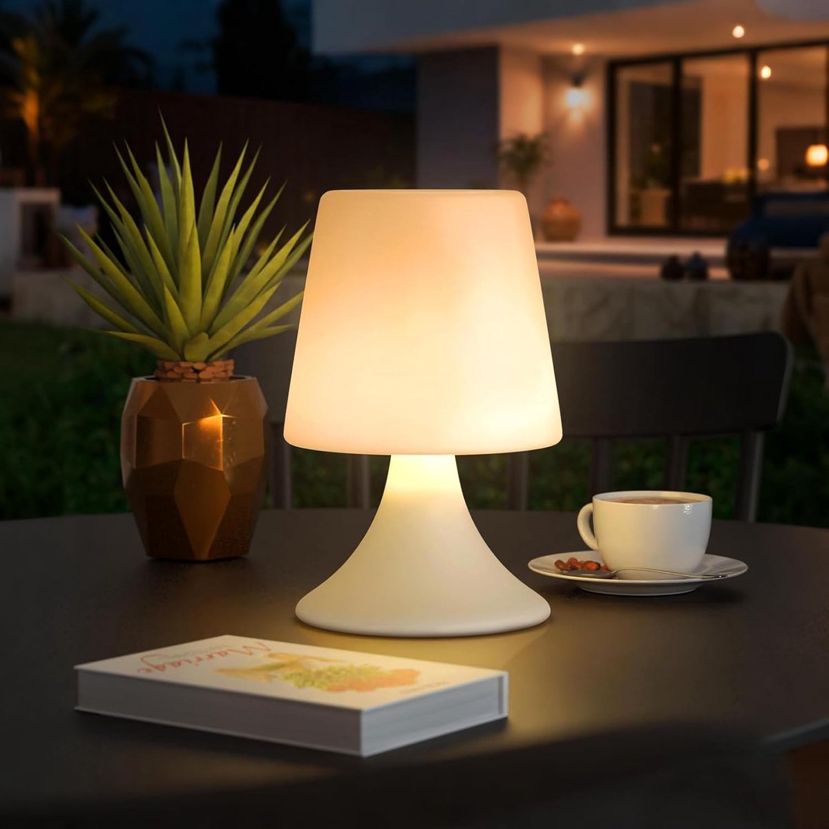 SnelShoppen - Draadloze Tafel Lamp, RGB LED Bedlampje met 8 Kleuren, Draagbaar USB Oplaadbaar, Afstandsbediening, Ideaal voor Kinderen, Woonkamer, Bui