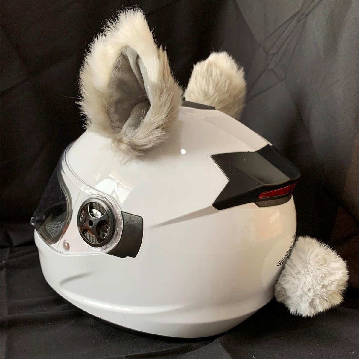 SnelShoppen - Motorcycle Helmet Decoratie Set - 2 Stuks Pluche Kat Oren + Staart voor Motorhelm - Schattige Helmaccessoires - Duurzaam en Lichtgewicht