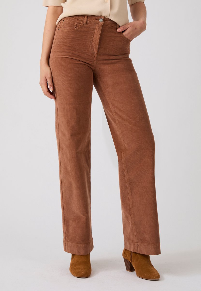Damart - Perfect Fit damescorduroy broek met wijde pijpen van Damart - Dames - Bruin - 42