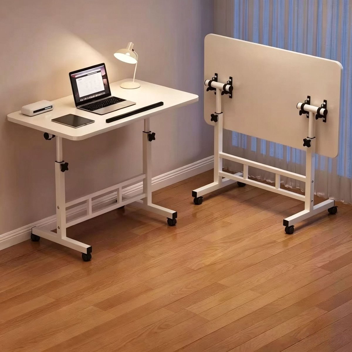 Verstelbaar sta bureau Draagbaar mini-computerwerkstation voor kleine ruimtes hoekbureau met wielen Ideaal voor slaapkamers kantoren de perfecte staande oplossing voor laptops Afmetingen 60x40x(60-82 )cm Crèmewit