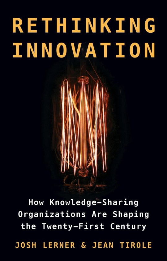 Boek kaft met de titel 'RETHINKING INNOVATION' en een gloeilamp