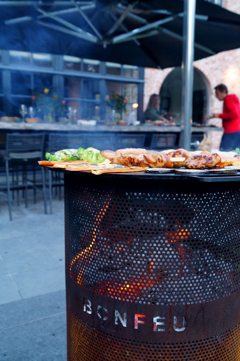 BonFeu BonVes Fire Basket 45 cm - With Grill Grate and Poker - Rust Brown