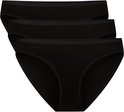 Drie zwarte taille slips van bamboe met een subtiele ribbelband.