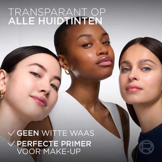 Drie vrouwen met verschillende huidtinten tonen een transparante formule.