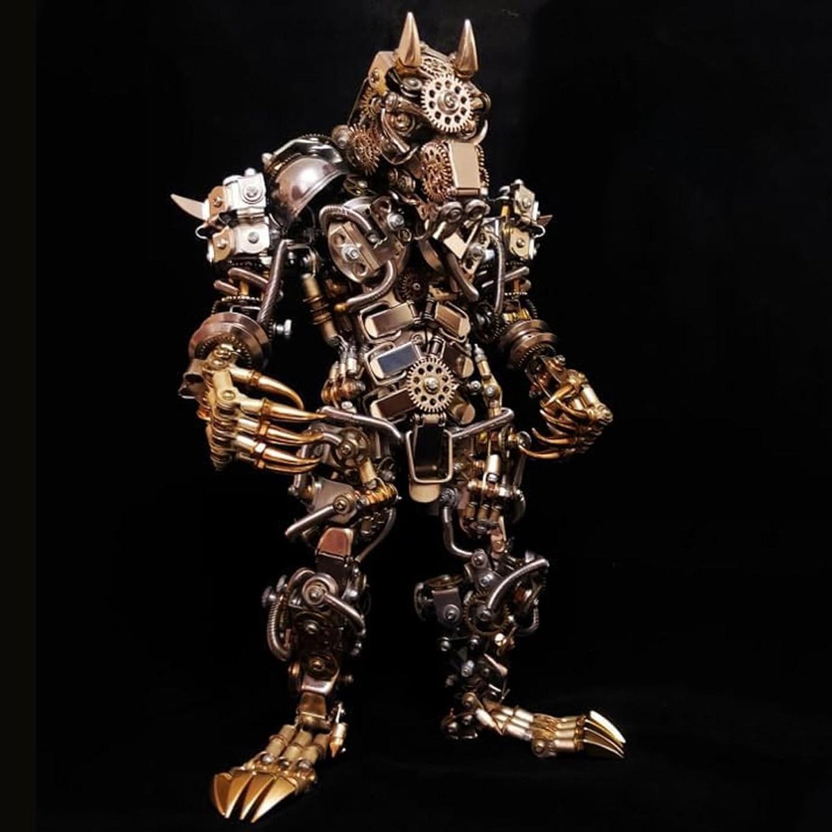Metalen Puzzel Wolf Man - 3D Model Set - Bureau Decoratie - Steampunk Stijl - 2300 Stuks - Goud