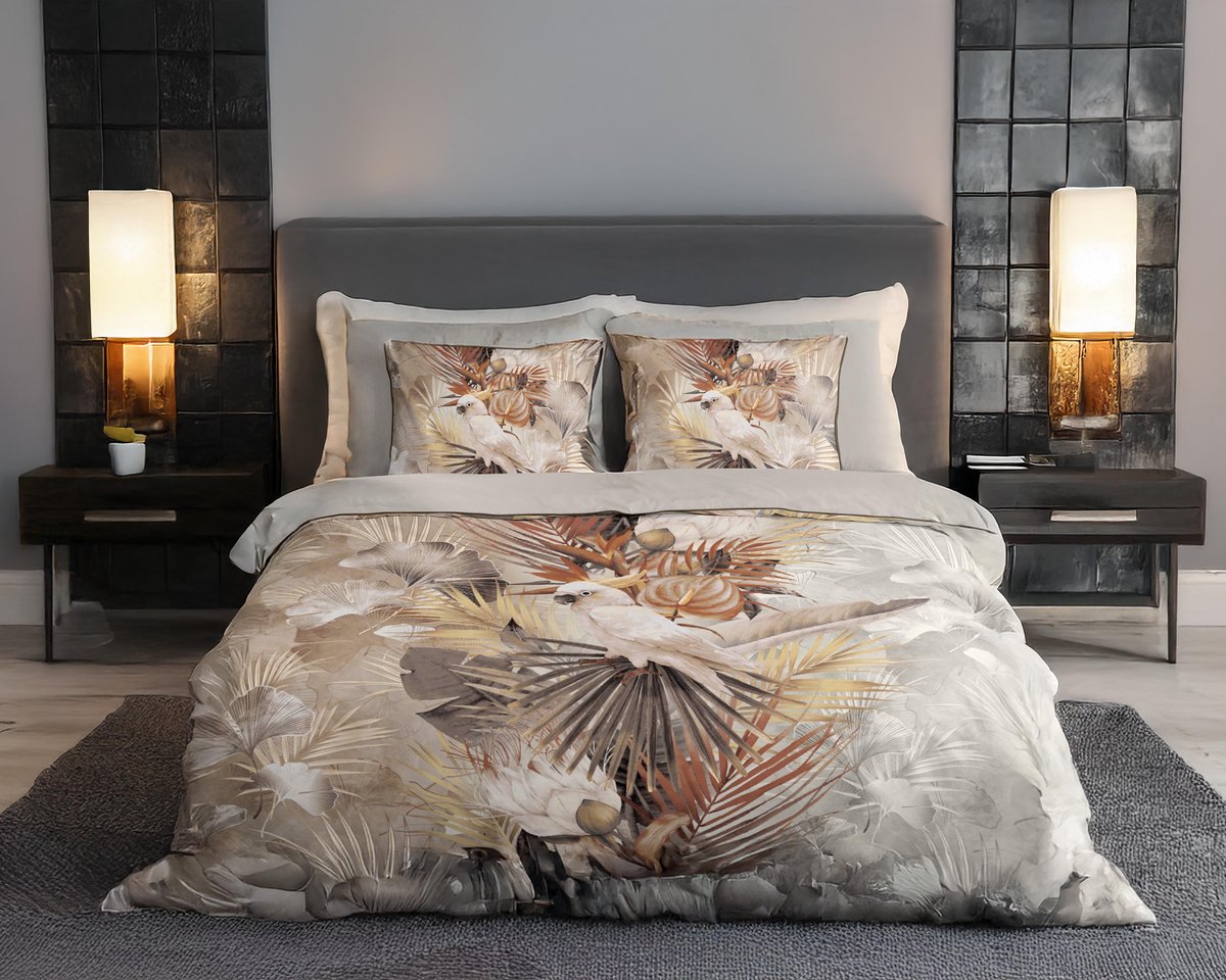 Good Morning dekbedovertrek bladeren en een papegaai - Lits jumeaux 240x200/220 cm - Zand - 100% Katoen renforc�