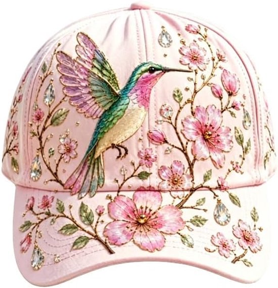 Roze baseballpet met gedetailleerde geborduurde kolibrie en roze bloesems en kristallen.