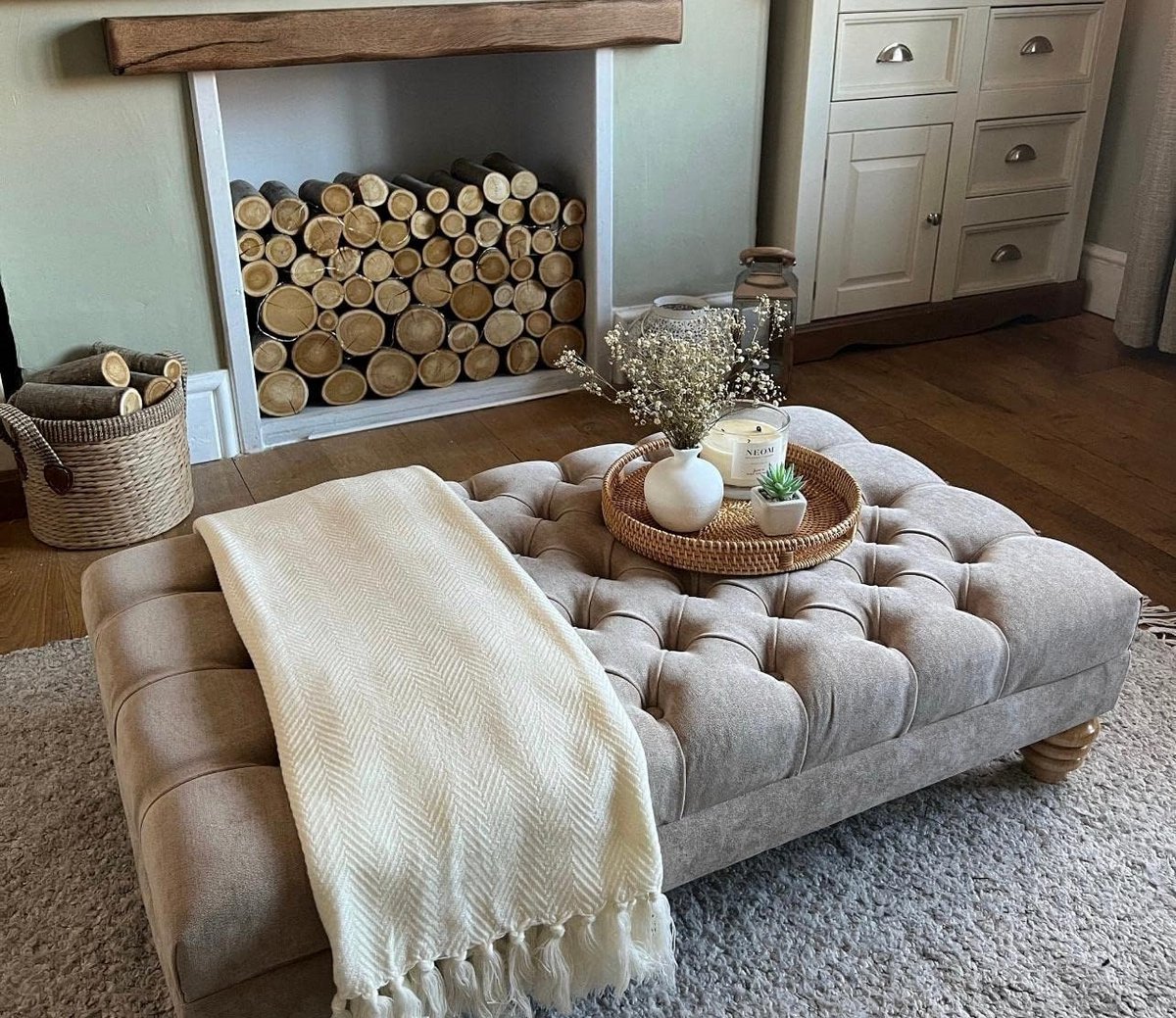Chesterfield Voetenbank - Ottomaan Salontafel - Woonkamer Decoratie - Handgemaakt Kwaliteit - 100 x 60 cm - Zwart